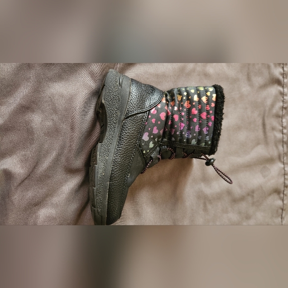 Boots - Picture 2 of 10